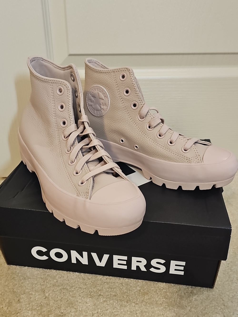 Converse Women Lace-Up High-Top Lug Sole Boots in Pale Blush